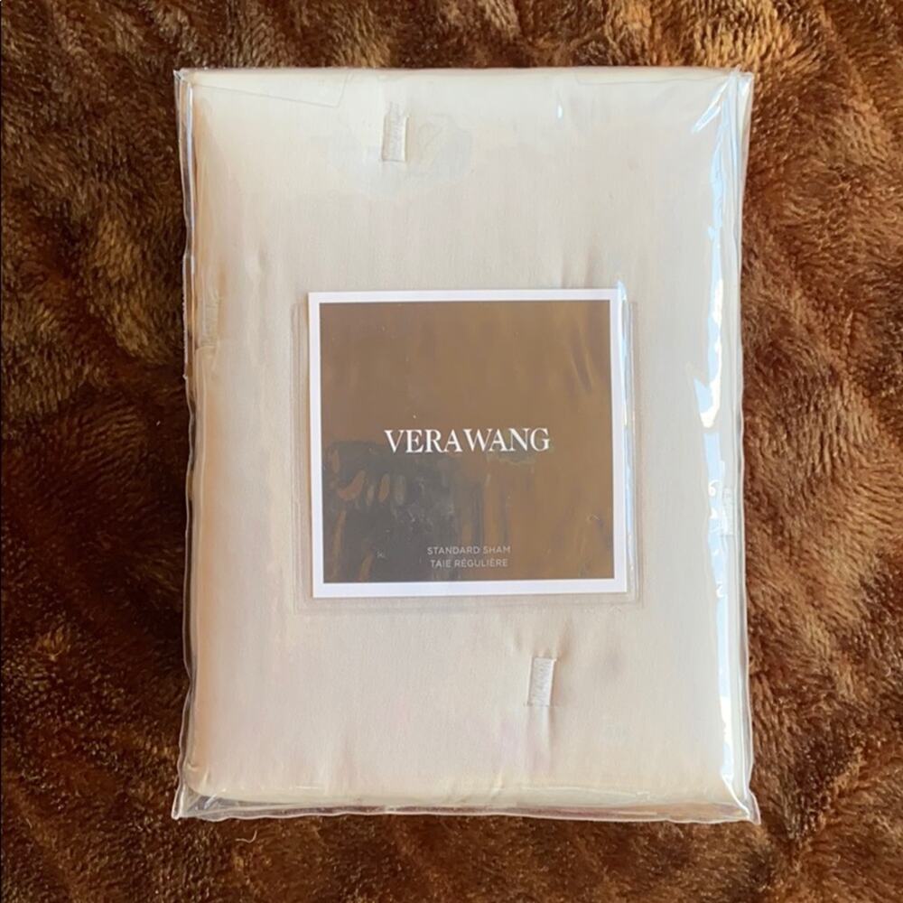 Vera Wang Luster Gray 100% Cotton Standard‎ Sham